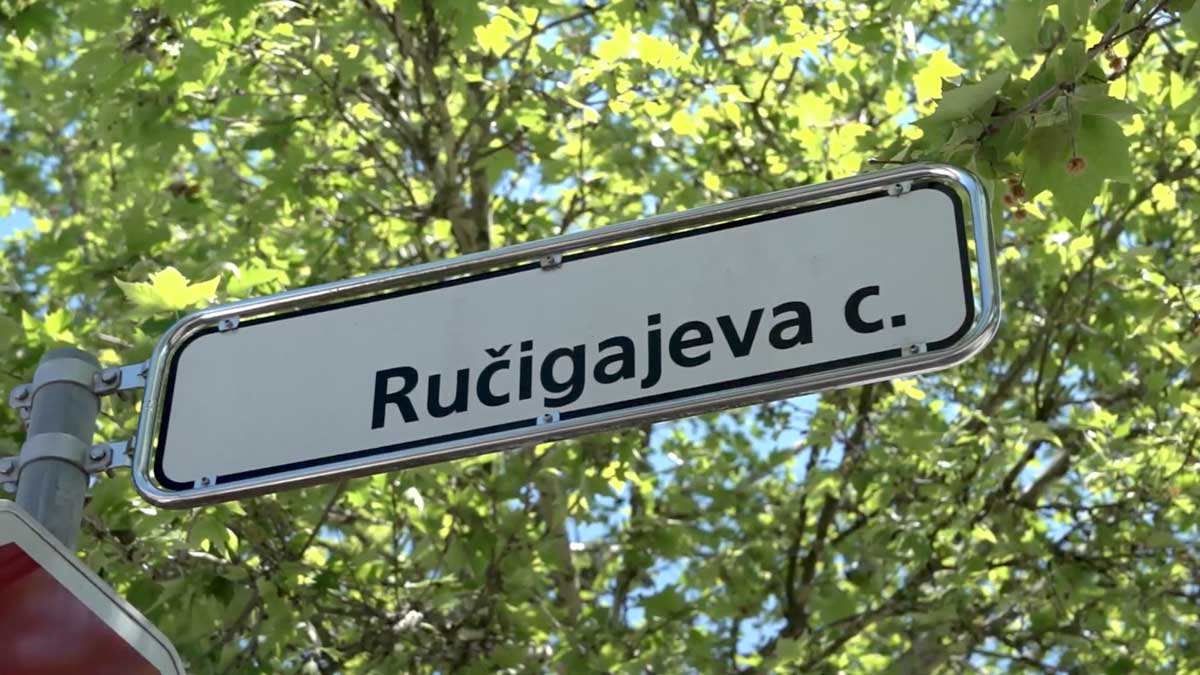 Featured image for “Ručigajeva: od grdega račka do čudovite ceste!”